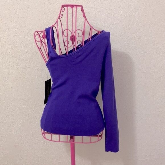 Purple tank top| asymmetrical one long sleeve - Picture 3 of 16